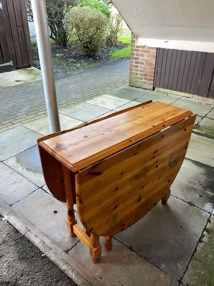 Photo of free Gate Leg Table (South Harting GU31) #1