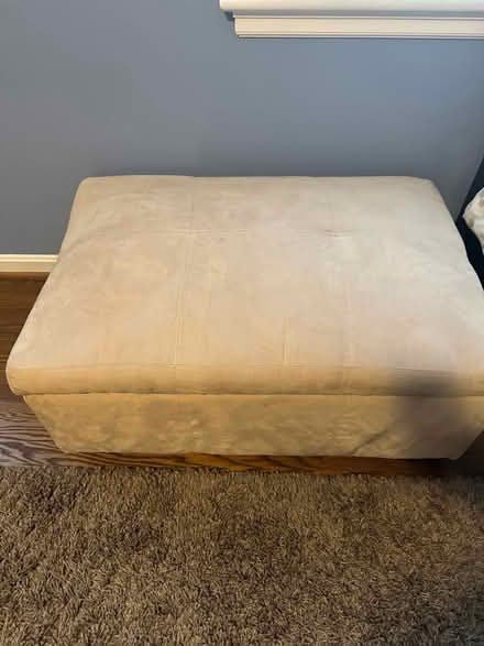 Photo of free Ottoman with storage (Wolftrap) #1
