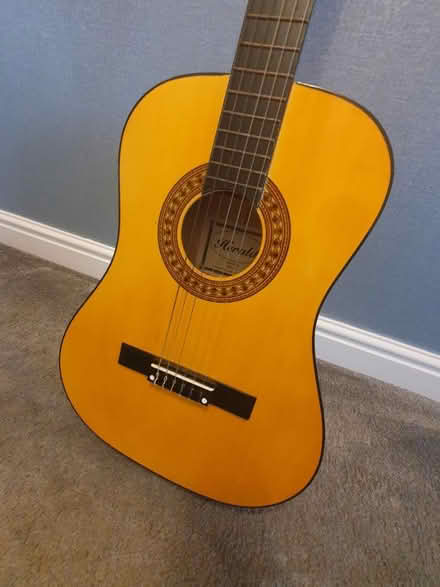 Photo of free 3/4 guitar - needs repair (Ebley) #2