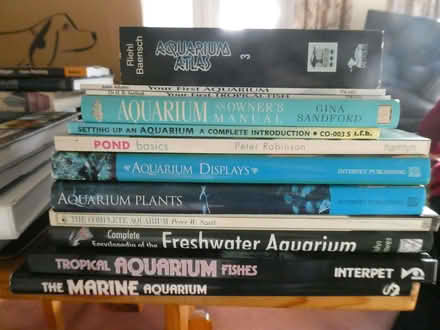 Photo of free Books on aquariums (Lightwater GU18) #1