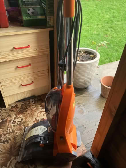 Photo of free Vax Carpet Cleaner (CH43 Birkenhead) #1