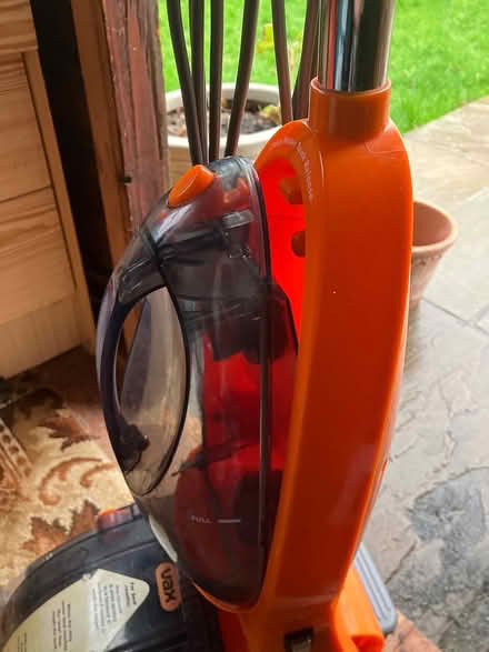 Photo of free Vax Carpet Cleaner (CH43 Birkenhead) #2