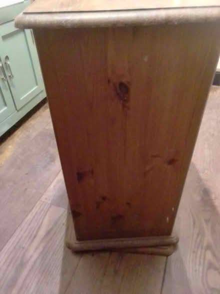 Photo of free C D rack (Rushwick WR2) #3