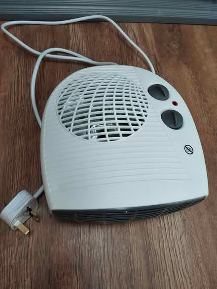 Photo of free horizontal fan heater (Hawk Green SK6) #1