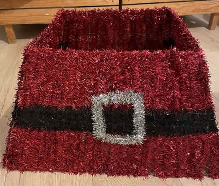 Photo of free Red tinsel Christmas tree skirt (Woolton, Liverpool) #2