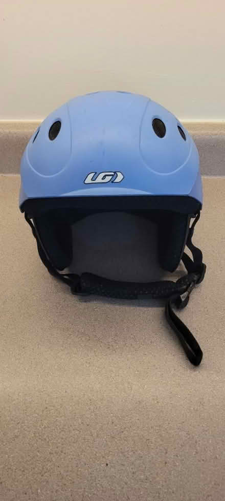 Photo of free Ski Helmet (Upper Beaches) #1