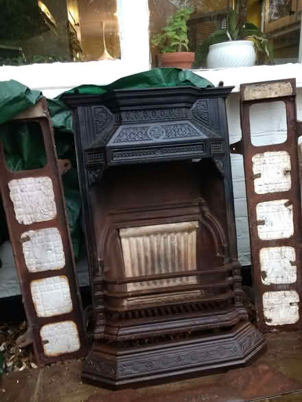 Photo of free antique iron fireplace (Chesham HP5) #2