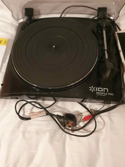 Photo of free USB turntable (LL69 Penysarn) #2