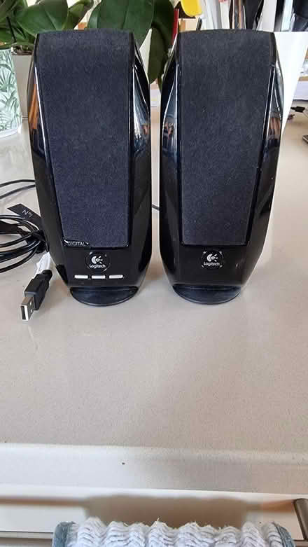 Photo of free Pair of Logitech desk speakers (4 miles south of Petworth) #1