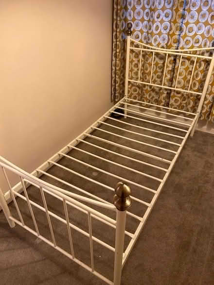 Photo of free Single white metal bed (France Lynch GL6) #1