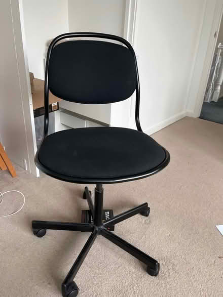 Photo of free Swivel office chair (HP3 8BQ) #2