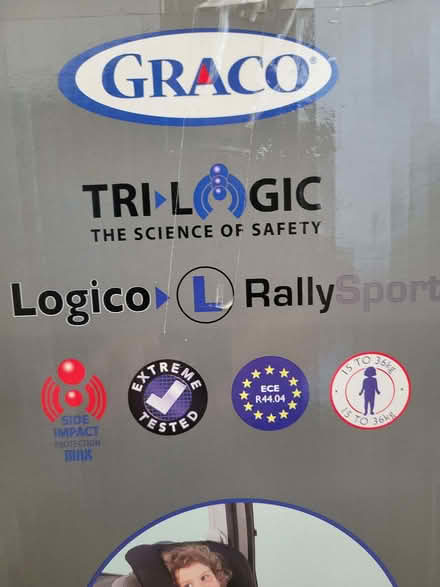 Photo of free Child's car seat (Frogmore GU17) #1