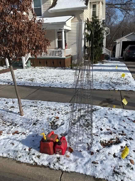 Photo of free Tomato Cages/gas cans (Madison St & E Middle St) #1