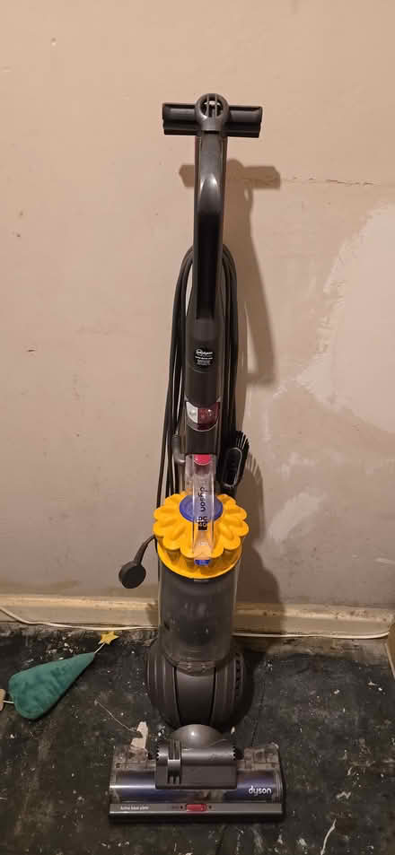 Photo of free Dyson DC40 Vacuum Cleaner (Sutton Leach WA9) #1