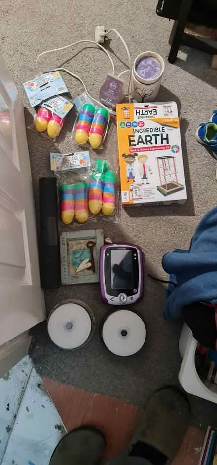 Photo of free Random items (LL11) #1