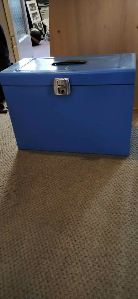 Photo of free Metal document box, blue (Poulton CH44) #1