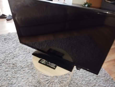 Photo of free Digihome flat screen tv (Hawk Green SK6) #1