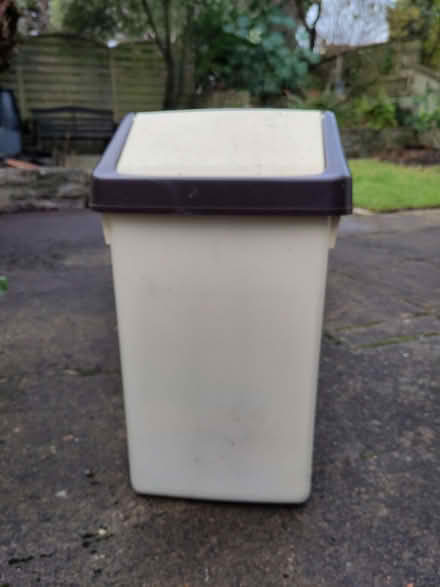 Photo of free Flip-top Bin (Headington OX3) #1