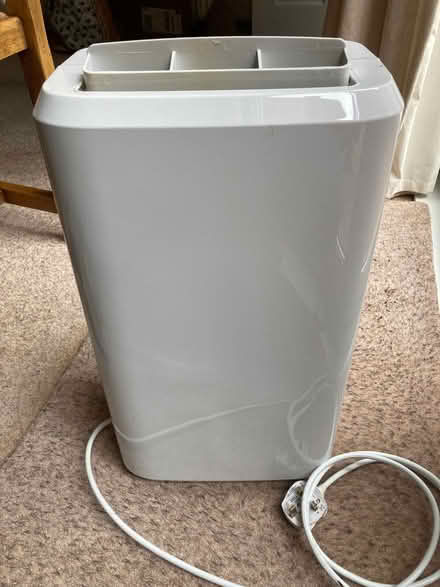 Photo of free Dehumidifier - NOT WORKING (Lamorbey DA15) #1