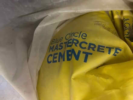 Photo of free bag of cement (Cross Green LS21) #2