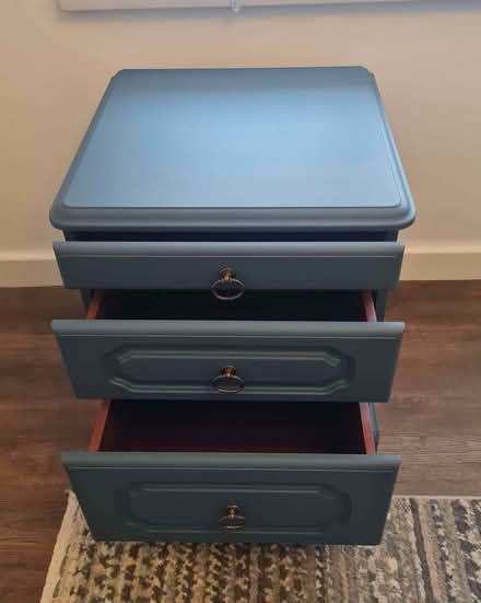 Photo of free Bedside Chest of Drawers (Pant SY10) #1