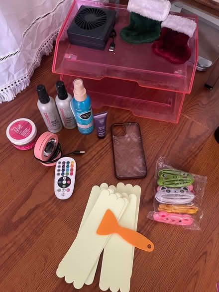 Photo of free Miscellaneous items (East hollywood) #1