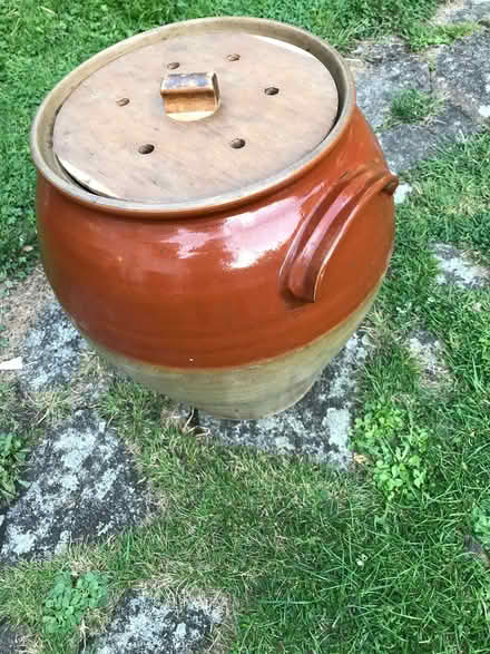 Photo of free Vintage bread crock large stoneware (Lower Morden SM4) #2