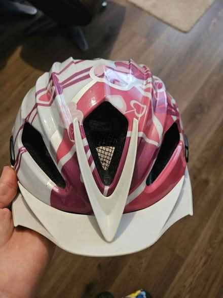 Photo of free Kids helmet (Burnage M19) #2