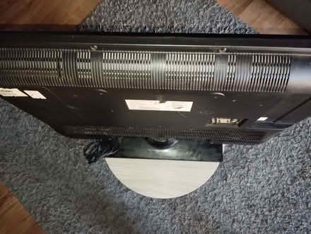 Photo of free Digihome flat screen tv (Hawk Green SK6) #2