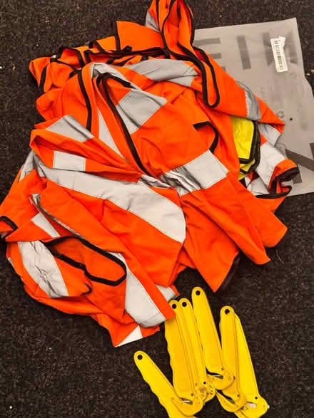 Photo of free High visibility vests and cutters (S5 8NP) #1