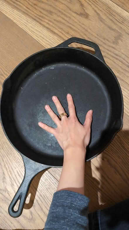 Photo of free Kichly cast iron pan (Hatton Wall, EC1N) #3