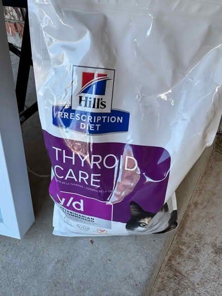Photo of free Thyroid care cat food, opened (Wyoming NE & Comanche Rd NE) #1