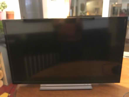 Photo of free Toshiba 32” TV (Wallsend NE28) #2