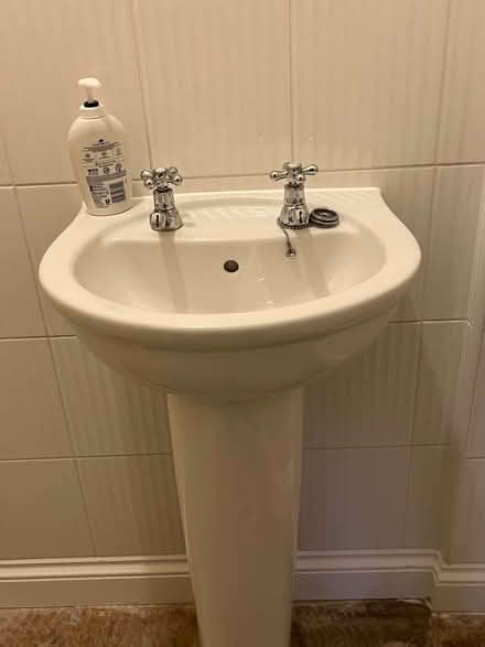 Photo of free Cloakroom Pedestal Sink & Taps (Presteigne LD8) #1