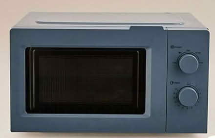 Photo of Microwave (Cheadle Heath SK8) #1