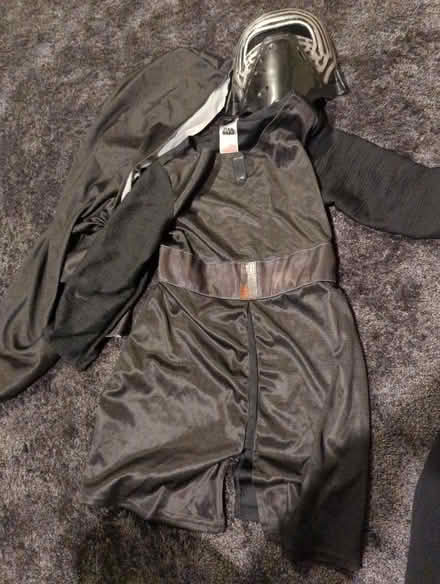 Photo of free Star wars dressing up costume (Surrenden BN1) #1