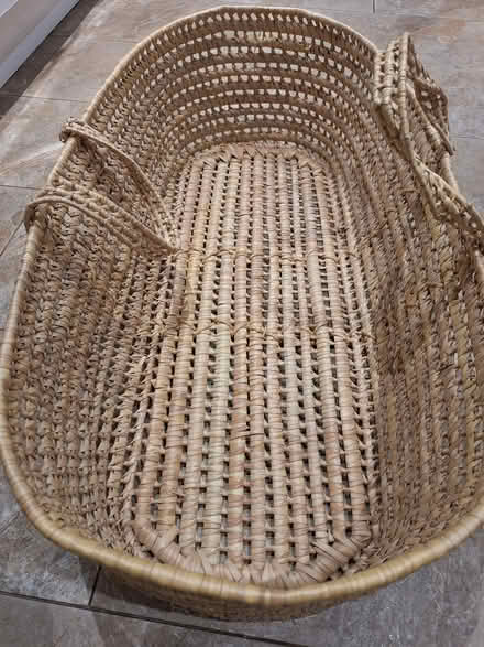 Photo of free A lovely baby basket (Worcester, WR5) #2