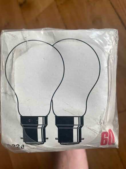 Photo of free 6x 60w bayonet light bulbs (Bowbridge) #1