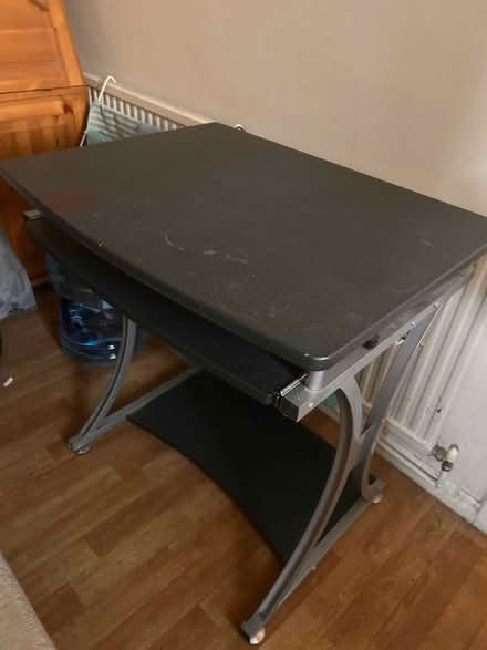 Photo of free Computer desk with keyboard tray (Bromley BR2) #1