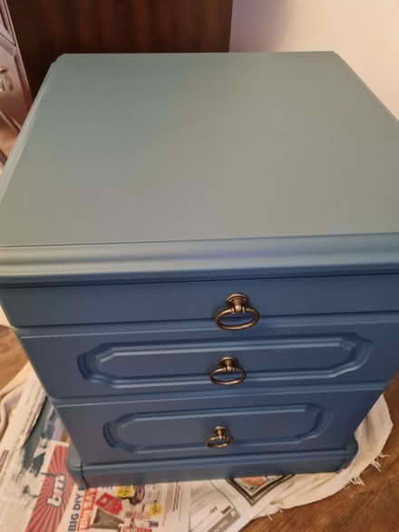 Photo of free Bedside Chest of Drawers (Pant SY10) #4