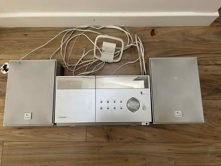 Photo of free CD player /radio (Ferndown BH22) #1