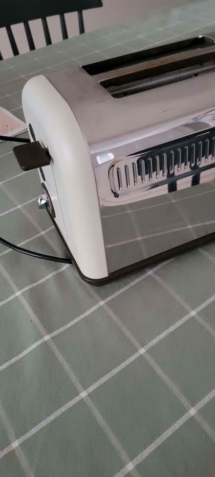 Photo of free Toaster (Bromborough CH62) #2