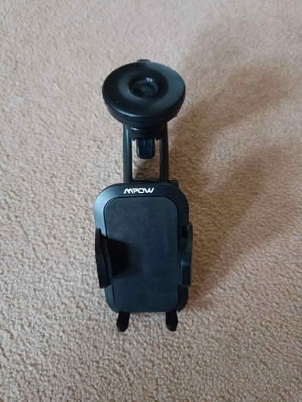 Photo of free Car Mobile Phone mount (Wickford, SS11) #2