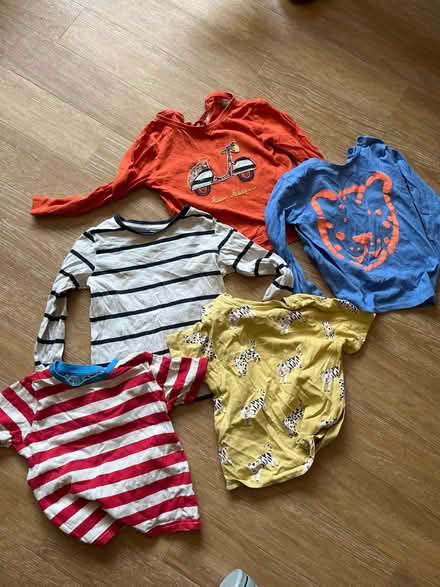 Photo of free Boys T-shirts 18 to 24 months (RG1) #1