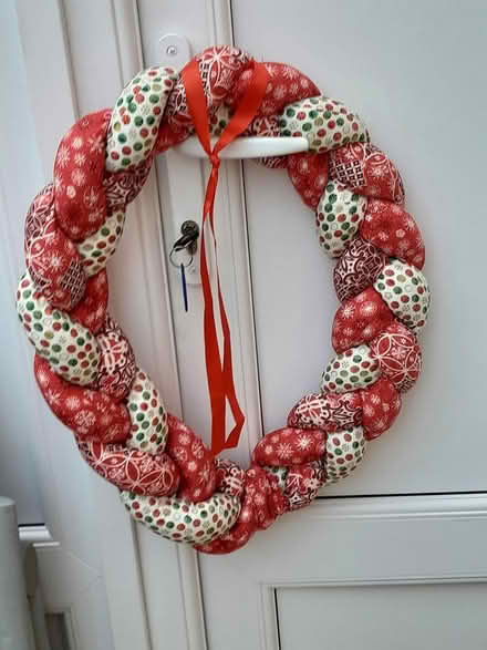 Photo of free Handmade Christmas Wreath Cloth (Burgess Hill Chanctonbury) #1