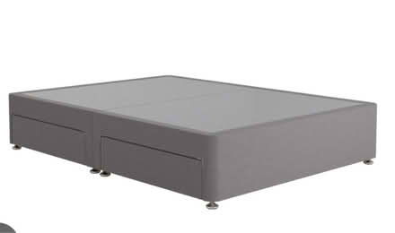 Photo of free 4 drawer divan bed base (Windsor SL4) #1