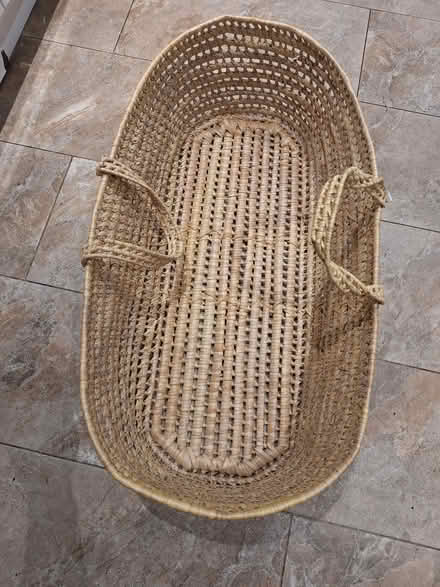 Photo of free A lovely baby basket (Worcester, WR5) #1
