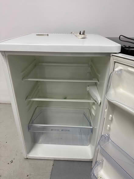 Photo of free Fridges (Cambridge Heath, E2) #4