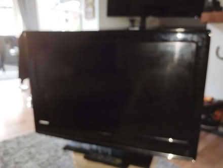 Photo of free Flat screen tv (Hawk Green SK6) #1