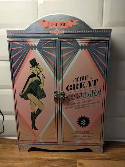 Photo of free Decoupage project to make doll's wardrobe (Woodlands TW7) #1